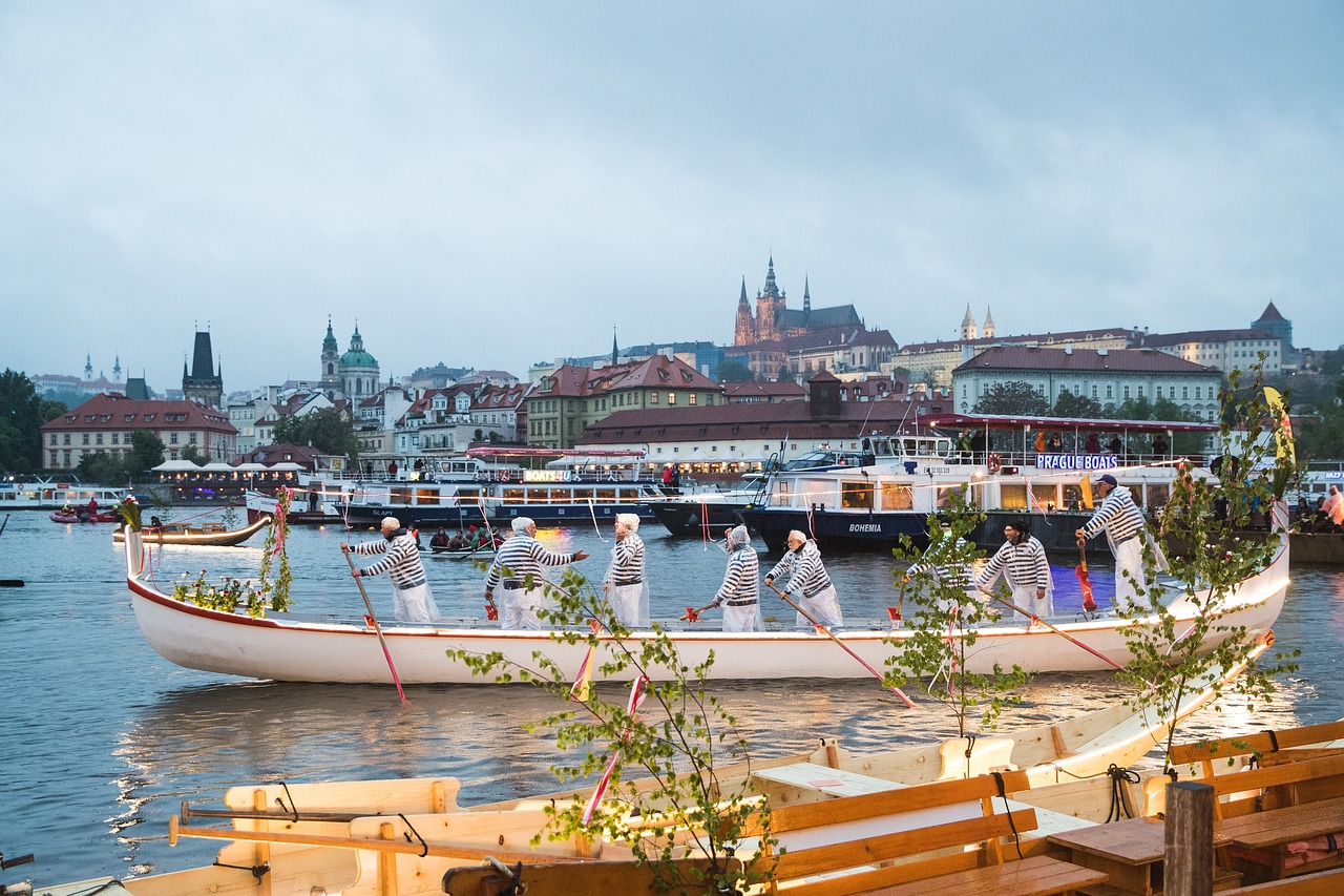 prague-5935651_1280